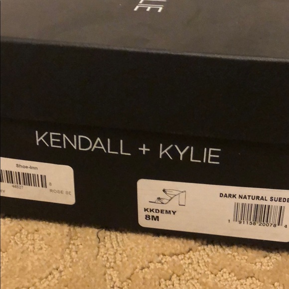 Kendall and Kylie shoes - Picture 5 of 5